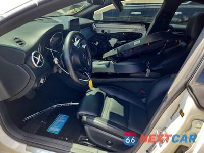 Zdjęcie 7 z 12 samochodu: 2018 MERCEDES-BENZ CLA 250 4MATIC VIN:WDDSJ4GB2JN514950 - miniatura