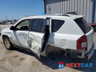 Drugie zdjęcie samochodu z przodu: 2014 JEEP COMPASS SPORT VIN:1C4NJCBA9ED593707 - miniatura