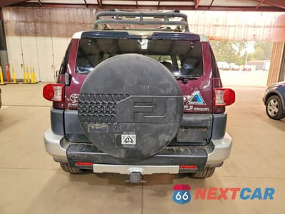 Zdjęcie 6 z 13 samochodu: 2007 TOYOTA FJ CRUISER BASE VIN:JTEBU11F270028524 - miniatura