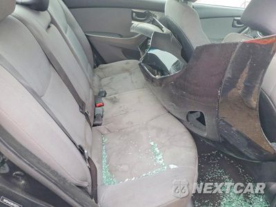 Zdjęcie 10 z 12 samochodu: 2013 HYUNDAI ELANTRA GLS VIN:5NPDH4AE8DH355213 - miniatura