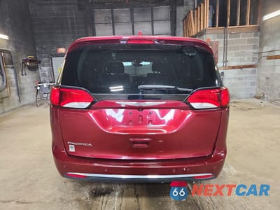 Zdjęcie 6 z 13 samochodu: 2019 CHRYSLER PACIFICA TOURING L VIN:2C4RC1BG3KR704765 - miniatura