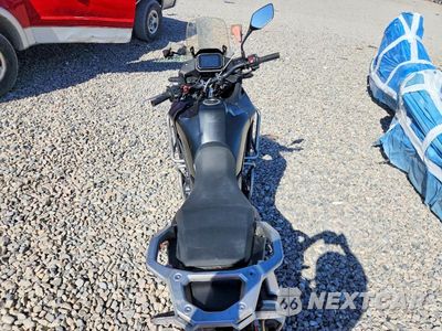 Zdjęcie 6 z 9 samochodu: 2024 HONDA XL750 VIN:JH2RD1611RK102577 - miniatura