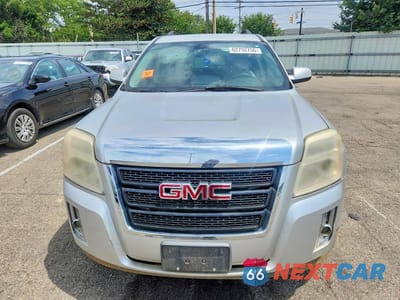 Piąte zdjęcie samochodu w środku: 2010 GMC TERRAIN SLT VIN:2CTALFEW0A6407793 - miniatura