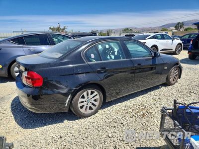 Piąte zdjęcie samochodu w środku: 2006 BMW 325 I VIN:WBAVB13586PT16756 - miniatura