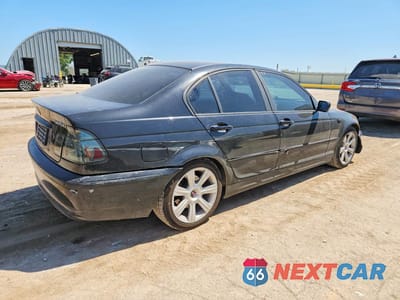 Trzecie zdjęcie samochodu z tyłu: 2002 BMW 325 I VIN:WBAET37462NG76353 - miniatura
