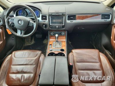 Zdjęcie 8 z 13 samochodu: 2012 VOLKSWAGEN TOUAREG V6 TDI VIN:WVGFK9BPXCD003516 - miniatura