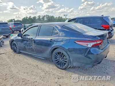 Drugie zdjęcie samochodu z przodu: 2018 TOYOTA CAMRY XSE VIN:4T1B61HK6JU669897 - miniatura
