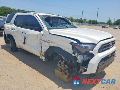 Czwarte zdjęcie samochodu z boku: 2026 TOYOTA 4RUNNER SR5 VIN:JTEVA5BR4T5107860 - miniatura