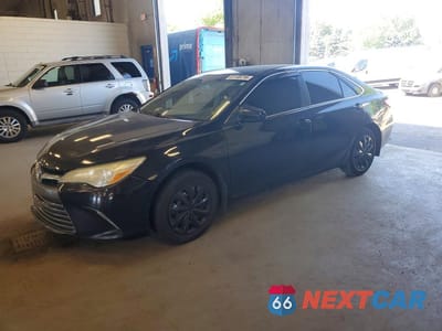 2015 TOYOTA CAMRY LE 4T4BF1FK9FR461870 - główne zdjęcie licytacji z USA - miniatura
