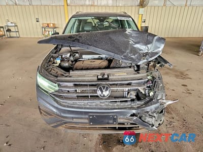 Piąte zdjęcie samochodu w środku: 2024 VOLKSWAGEN TIGUAN SE VIN:3VV3B7AX3RM099095 - miniatura