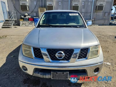 Piąte zdjęcie samochodu w środku: 2006 NISSAN FRONTIER SE VIN:1N6AD07U26C451839 - miniatura