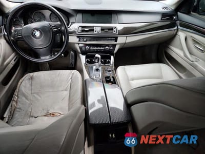 Zdjęcie 8 z 12 samochodu: 2011 BMW 550 I VIN:WBAFR9C53BC757470 - miniatura