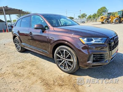 Czwarte zdjęcie samochodu z boku: 2022 AUDI Q7 PREMIUM PLUS VIN:WA1LXBF70ND018419 - miniatura