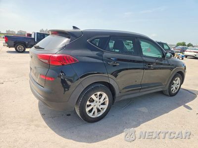Trzecie zdjęcie samochodu z tyłu: 2020 HYUNDAI TUCSON VALUE VIN:KM8J33A43LU111617 - miniatura