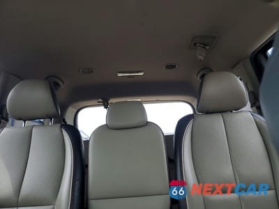 Zdjęcie 10 z 13 samochodu: 2016 KIA SEDONA SX VIN:KNDMC5C14G6180939 - miniatura