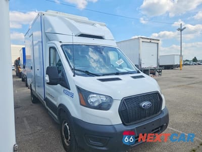 Czwarte zdjęcie samochodu z boku: 2020 FORD TRANSIT T-350 VIN:1FDBW5Z82LKB24935 - miniatura