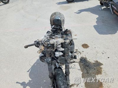 Piąte zdjęcie samochodu w środku: 2021 HONDA CBR1000 RR VIN:JH2SC7711MK400061 - miniatura