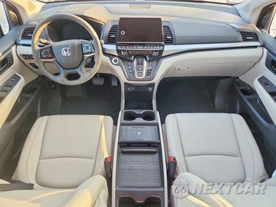 Zdjęcie 8 z 14 samochodu: 2026 HONDA ODYSSEY EXL VIN:5FNRL6H69TB016908 - miniatura