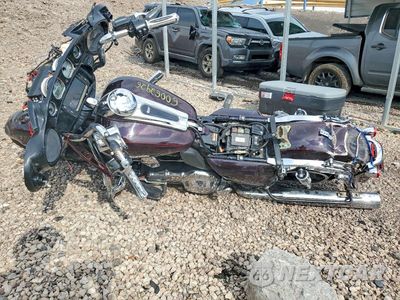 Trzecie zdjęcie samochodu z tyłu: 2014 HARLEY-DAVIDSON FLHXS STREET GLIDE SPECIAL VIN:1HD1KRM12EB684775 - miniatura