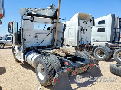 Trzecie zdjęcie samochodu z tyłu: 2022 VOLVO VNL SEMI TRUCK VIN:4V4N39THXNN298347 - miniatura