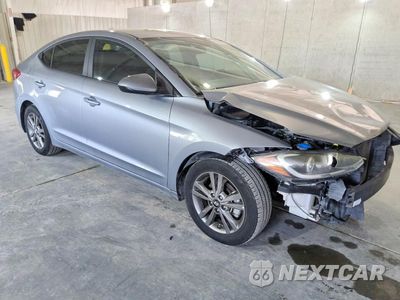 Czwarte zdjęcie samochodu z boku: 2017 HYUNDAI ELANTRA SE VIN:5NPD84LF2HH004406 - miniatura