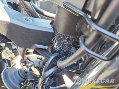Zdjęcie 9 z 9 samochodu: 2025 KAWASAKI EX650 P VIN:ML5EXEP13SDAF8914 - miniatura