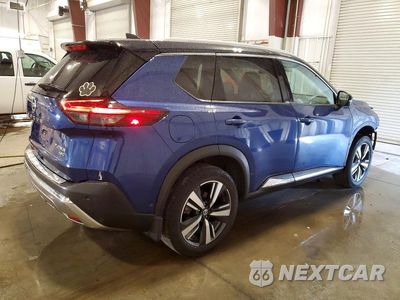 Trzecie zdjęcie samochodu z tyłu: 2021 NISSAN ROGUE PLATINUM VIN:JN8AT3DD1MW320204 - miniatura