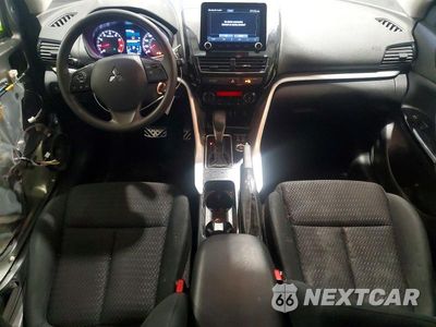 Zdjęcie 8 z 14 samochodu: 2022 MITSUBISHI ECLIPSE CROSS LE VIN:JA4ATVAA7NZ054571 - miniatura