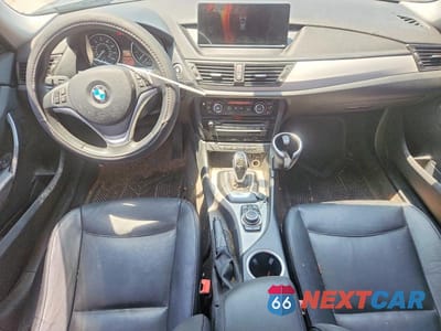 Zdjęcie 8 z 12 samochodu: 2013 BMW X1 SDRIVE28I VIN:WBAVM1C52DVW44810 - miniatura
