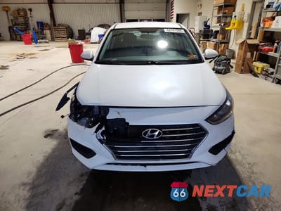 Piąte zdjęcie samochodu w środku: 2020 HYUNDAI ACCENT SE VIN:3KPC24A6XLE125908 - miniatura