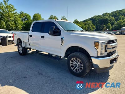 Czwarte zdjęcie samochodu z boku: 2018 FORD F250 SUPER DUTY VIN:1FT7W2B63JEC88613 - miniatura
