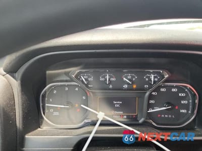 Zdjęcie 9 z 12 samochodu: 2023 GMC SIERRA K3500 VIN:1GT49SEY8PF107905 - miniatura