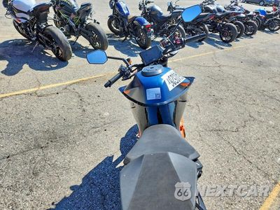 Zdjęcie 6 z 9 samochodu: 2023 KTM 1290 SUPER DUKE R VIN:VBKV39403PM970969 - miniatura