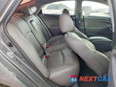 Zdjęcie 10 z 12 samochodu: 2013 HYUNDAI SONATA LIMITED VIN:5NPEC4ACXDH670810 - miniatura