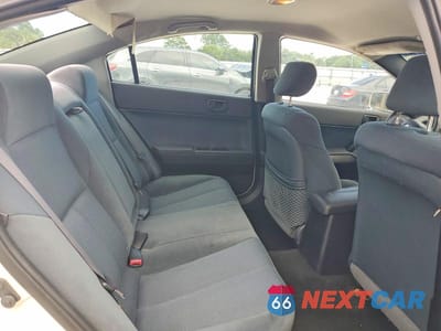 Zdjęcie 10 z 12 samochodu: 2005 MITSUBISHI GALANT ES MEDIUM VIN:4A3AB36F95E064718 - miniatura