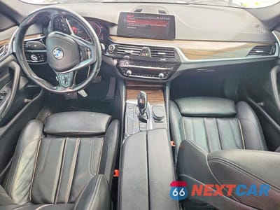 Zdjęcie 8 z 12 samochodu: 2020 BMW 530 XI VIN:WBAJR7C06LCD09165 - miniatura