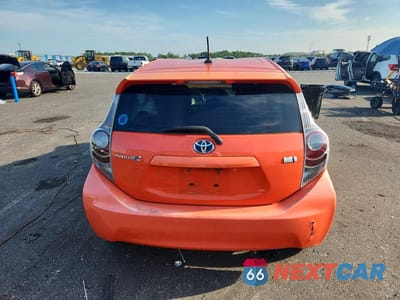 Zdjęcie 6 z 13 samochodu: 2012 TOYOTA PRIUS C THREE VIN:JTDKDTB37C1005765 - miniatura