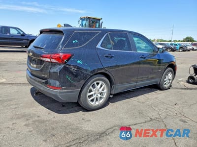 Trzecie zdjęcie samochodu z tyłu: 2023 CHEVROLET EQUINOX LT VIN:3GNAXUEG5PL189357 - miniatura