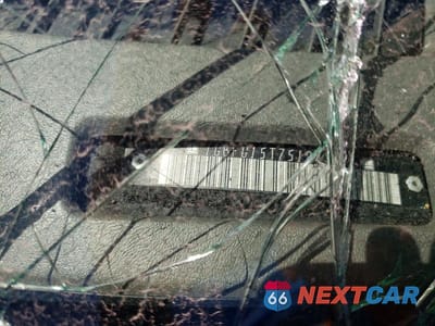 Zdjęcie 12 z 12 samochodu: 2005 CHEVROLET EXPRESS G1500 VIN:1GBFG15T751243891 - miniatura