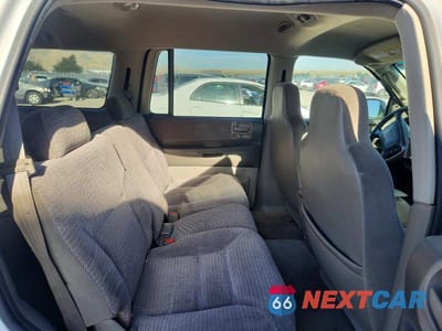Zdjęcie 11 z 13 samochodu: 2003 DODGE DURANGO SLT VIN:1D4HR48N23F505770 - miniatura