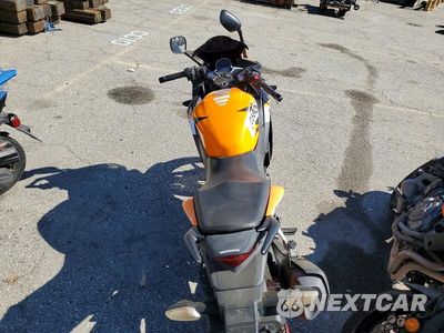 Zdjęcie 6 z 8 samochodu: 2013 HONDA CBR250 R VIN:MLHMC4100D5301467 - miniatura