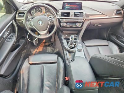 Zdjęcie 8 z 12 samochodu: 2017 BMW 330 XI VIN:WBA8D9G32HNU63541 - miniatura