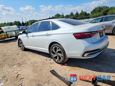 Drugie zdjęcie samochodu z przodu: 2025 VOLKSWAGEN JETTA SEL VIN:3VWGX7BU4SM041621 - miniatura