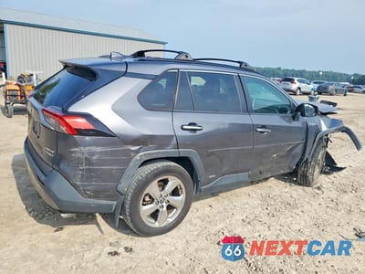 Trzecie zdjęcie samochodu z tyłu: 2021 TOYOTA RAV4 LIMITED VIN:4T3D6RFV9MU053627 - miniatura