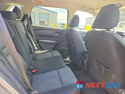 Zdjęcie 10 z 12 samochodu: 2024 NISSAN ROGUE SV VIN:5N1BT3BA0RC732529 - miniatura