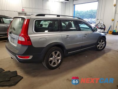 Trzecie zdjęcie samochodu z tyłu: 2010 VOLVO XC70 3.2 VIN:YV4960BZ6A1075814 - miniatura