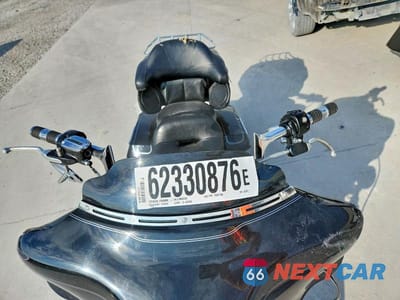 Piąte zdjęcie samochodu w środku: 2009 HARLEY-DAVIDSON FLHTCU VIN:1HD1FC4179Y632661 - miniatura
