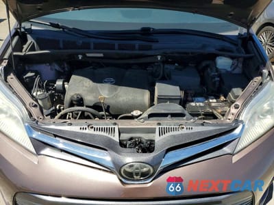 Zdjęcie 12 z 14 samochodu: 2018 TOYOTA SIENNA XLE PREMIUM 8-PASSENGER VIN:5TDYZ3DC3JS953170 - miniatura