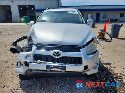 Piąte zdjęcie samochodu w środku: 2011 TOYOTA RAV 4 VIN:2T3YF4DV7BW072214 - miniatura