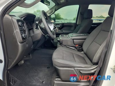 Zdjęcie 7 z 12 samochodu: 2020 CHEVROLET SILVERADO K1500 CUSTOM VIN:3GCUYBEF1LG341247 - miniatura